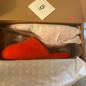 Ugg Slippers Sz 10 W Fluffette